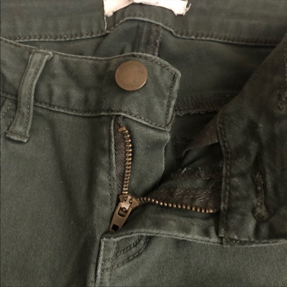 Forever 21 Olive Skinny Pants - Picture 3 of 5